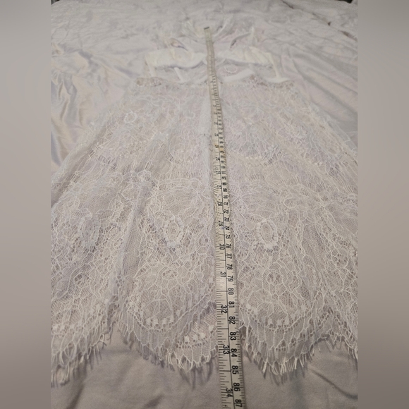 Fashion Nova Without A Trace Lace Dress - White. Size S. - Picture 12 of 14